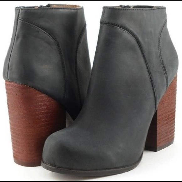 COPY - JEFFREY CAMPBELL BOOTS - Picture 1 of 3